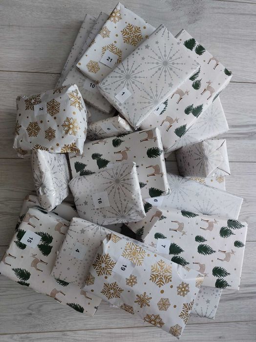 Kalendarz adwentowy książkowy