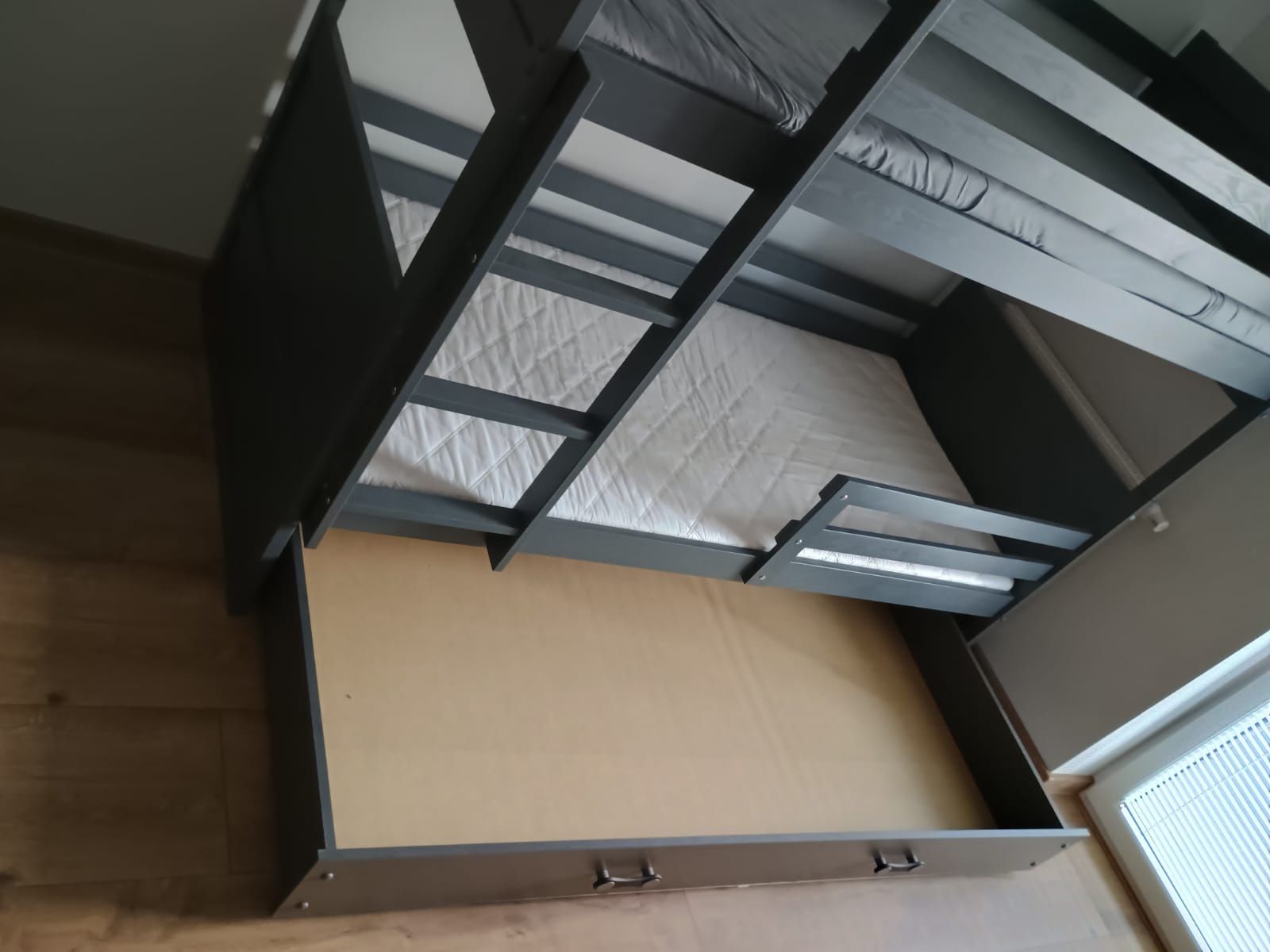Łóżko piętrowe dla dzieci