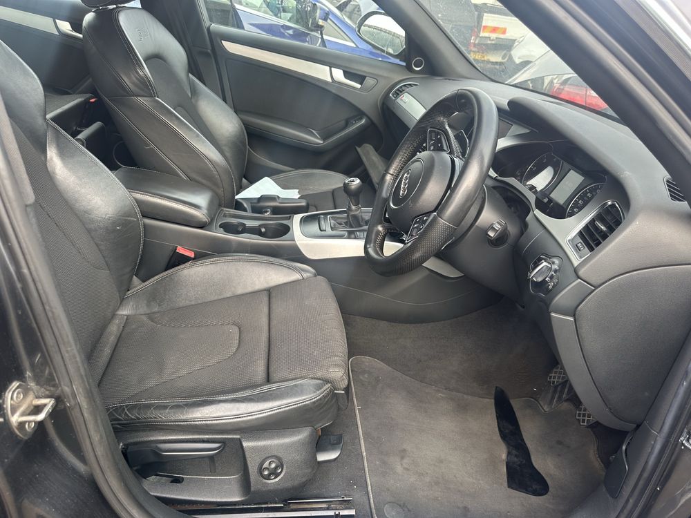 Audi A4 S line silnik 2.0 TDI CAGA 2010r,Anglik z kluczykami