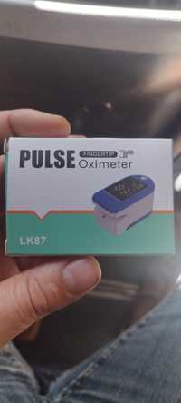 Пульсоксиметер(измерять уровень кислорода и пульс)