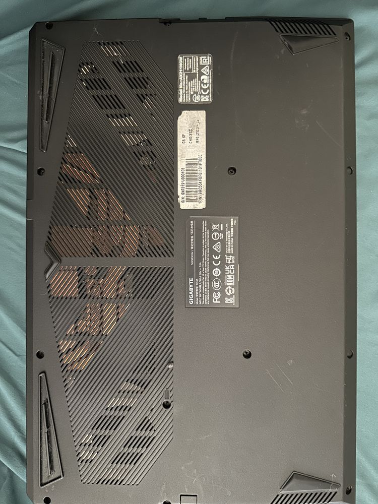 Computador GIGABYTE G5 KF