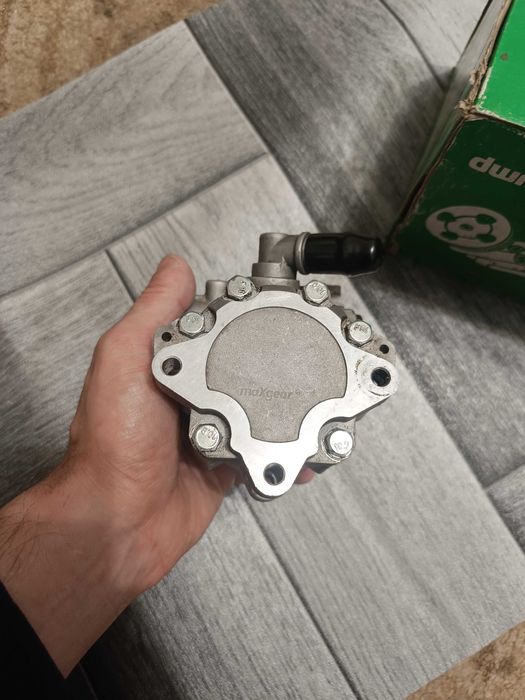 Гідропідсилювач керма насос ГУР AudіA6С5