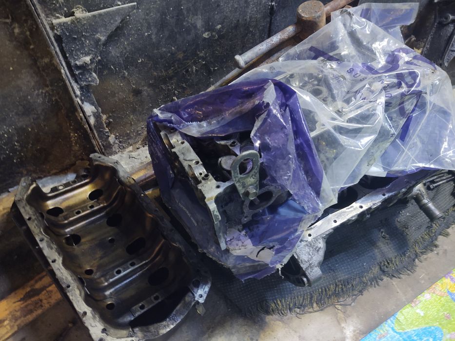 Двигатель Мазда 323 bj 1.5 16v 1999 г.в.