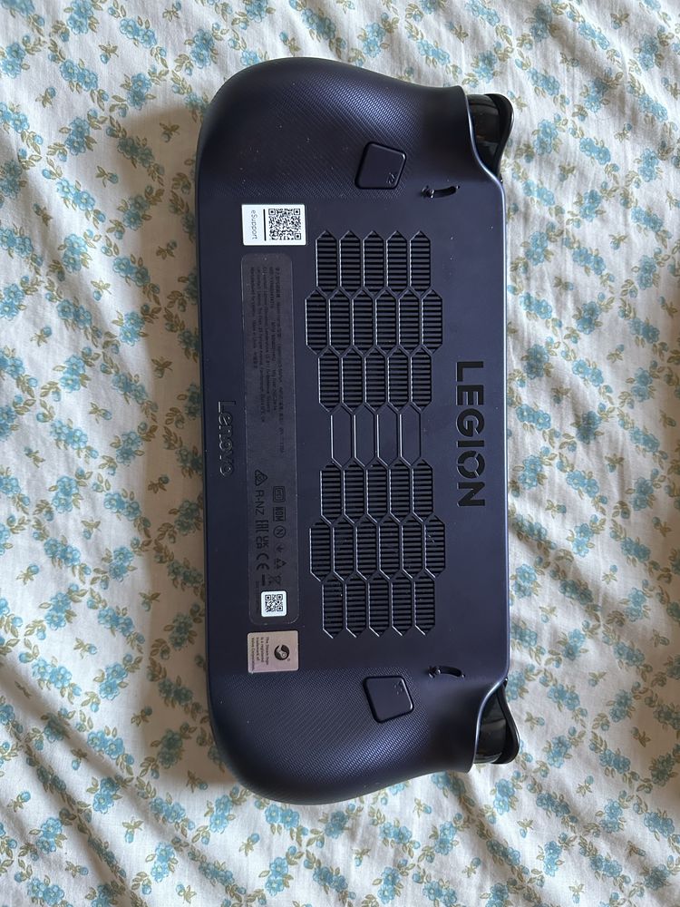 Legion go S (Z1extreme 32 Gb Ram)