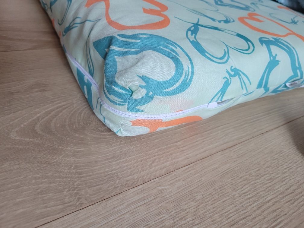 Materac do łóżeczka 120cm x 60cm prześcieradło na gumce kocyki zestaw