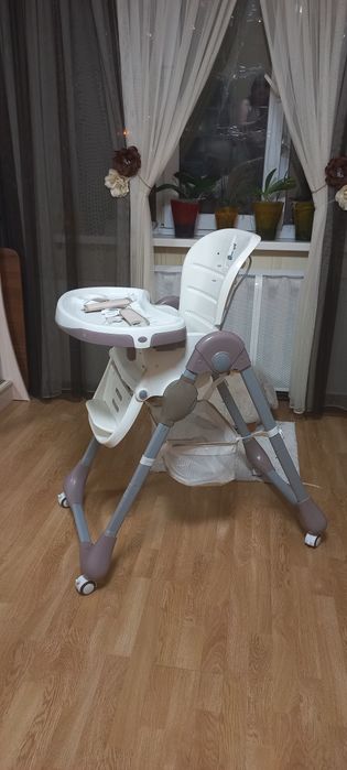 Стільчик для годування CARRELLO TOffee