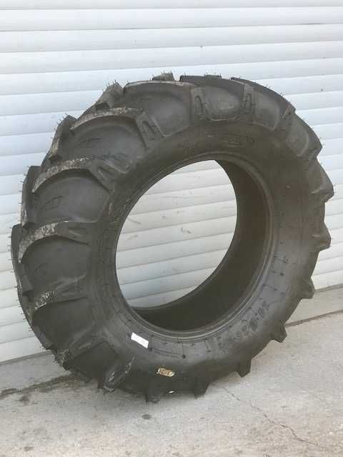 TRAXMAX opony 16.9-30 /12PR 1360