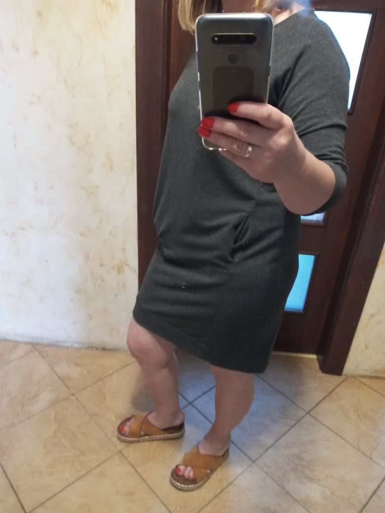 Sukienka dzianinowa M