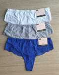 3×Damskie majtki stringi 2XL
