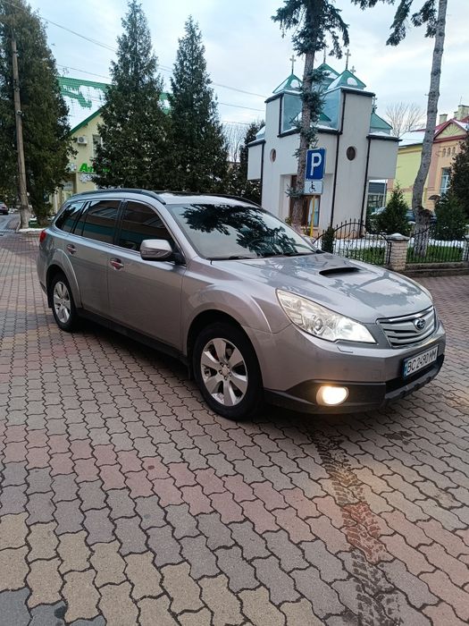 Продам автомобіль Subaru legacy outback