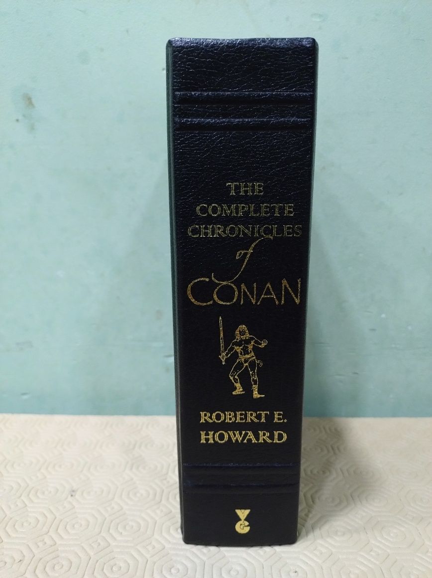 Livro capa dura Robert E Howard The complete chronicles of Conan