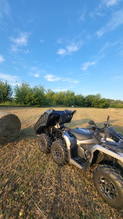 Can am autlander 6x6