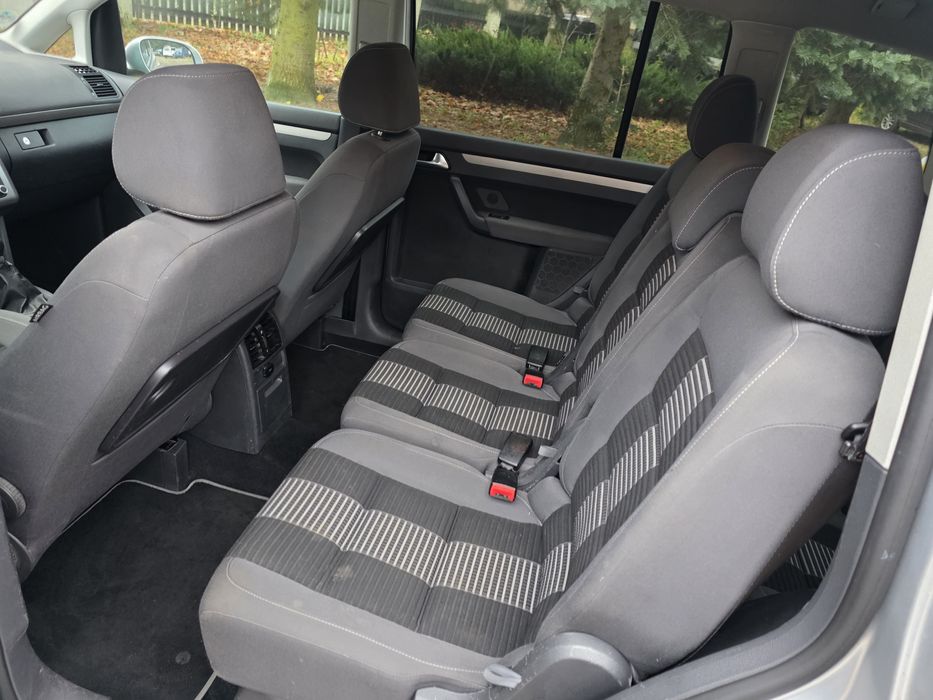 Vw touran 7 osobowy klima