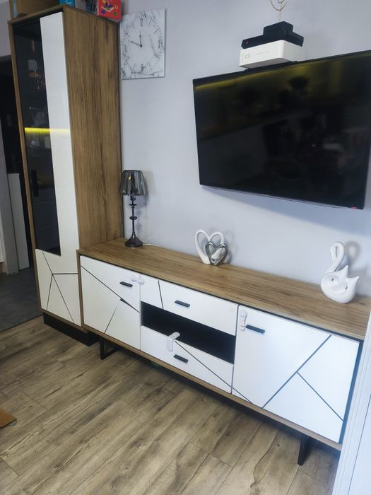 Sprzedam meble BROLO