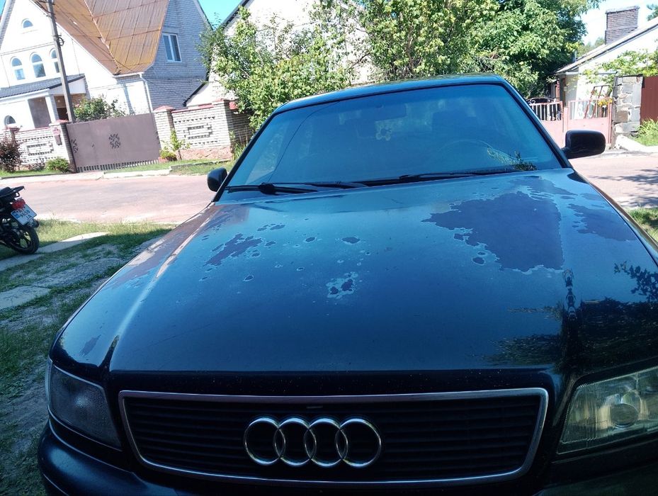 продам audi a8 d2