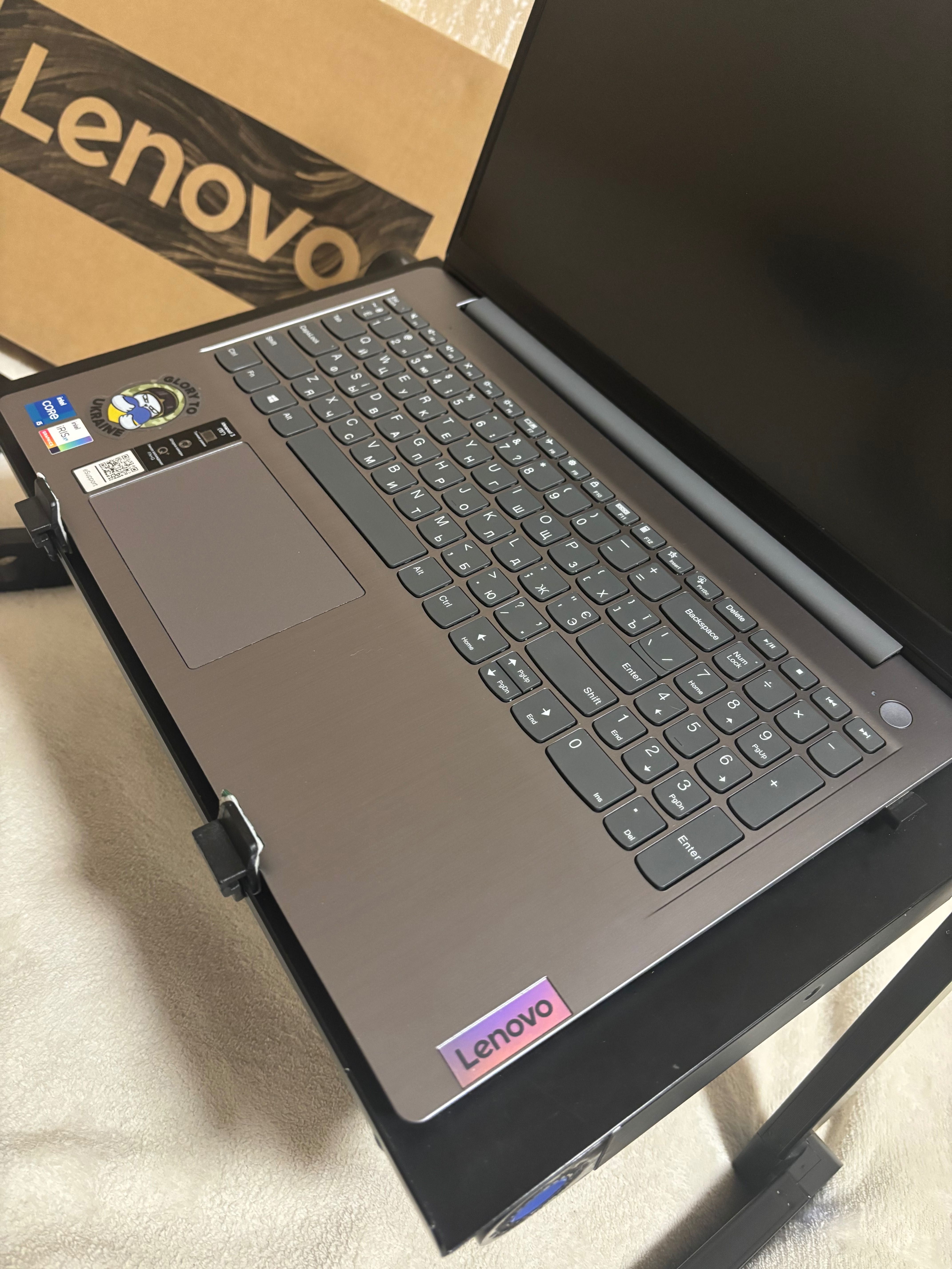 Ноутбук Lenovo IdeaPad 3 IntelCore5 SSD 256gb Intel IrisX Graphics