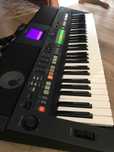 Синтезатор YAMAHA psr-S 650