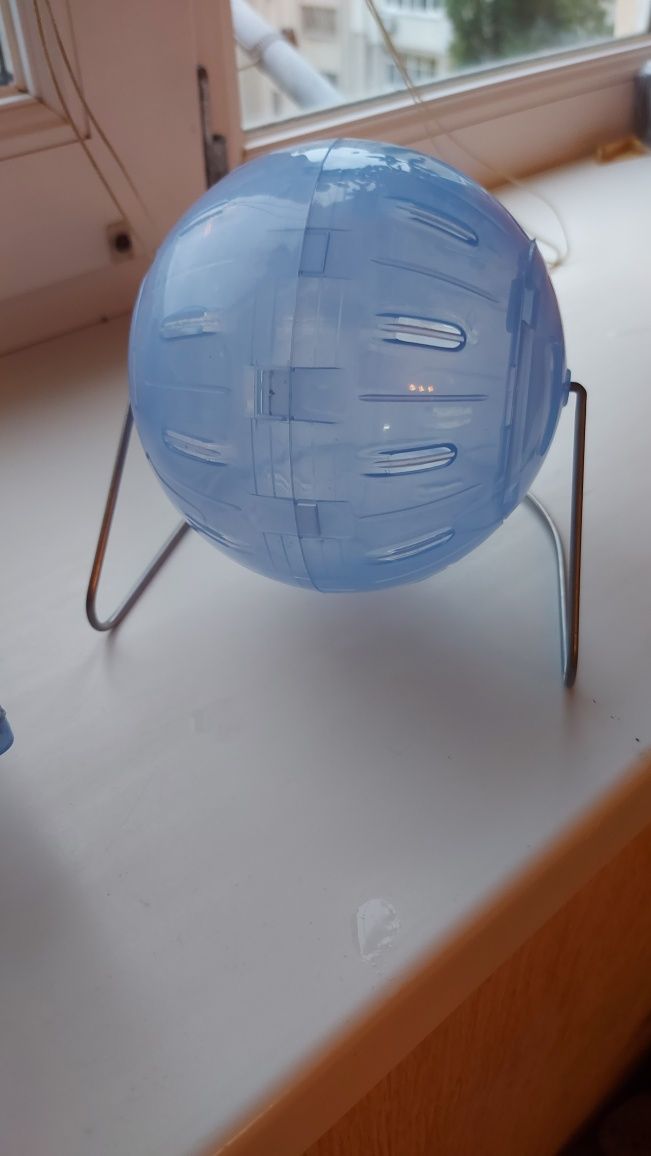 Клетка для хомяка (25×18×25) + колесо+корм