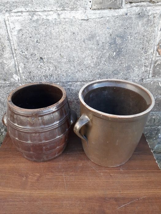 Stare garnki  dzbanki z kamionki .