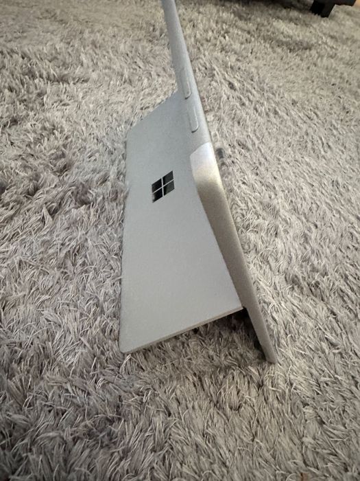 Computador Surface Go 2