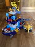 Brinquedo barco da mattel