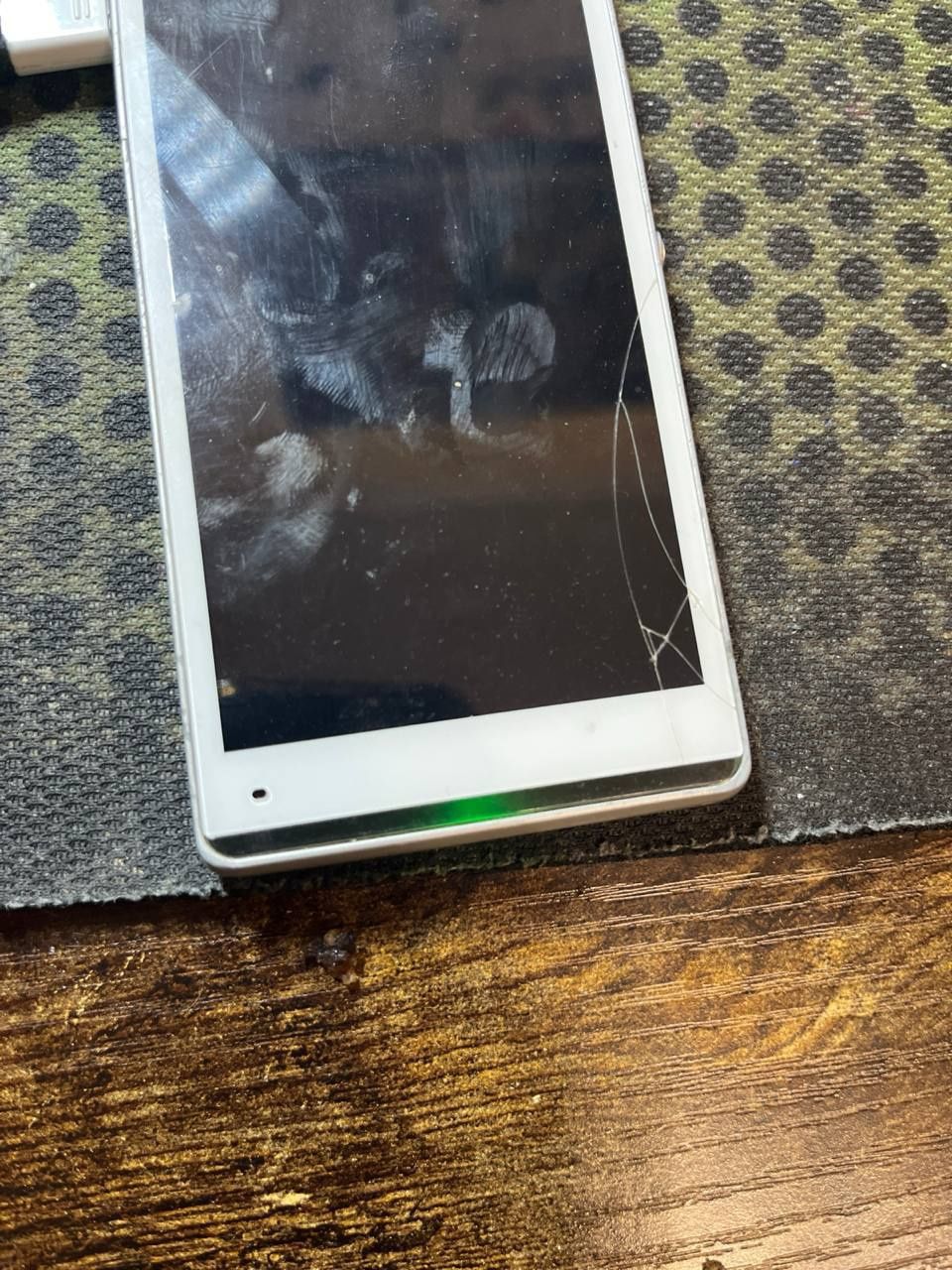 Sony Xperia C5303