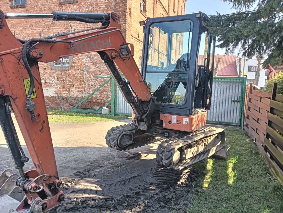 Minikoparka Hitachi zx 26-U  umowa