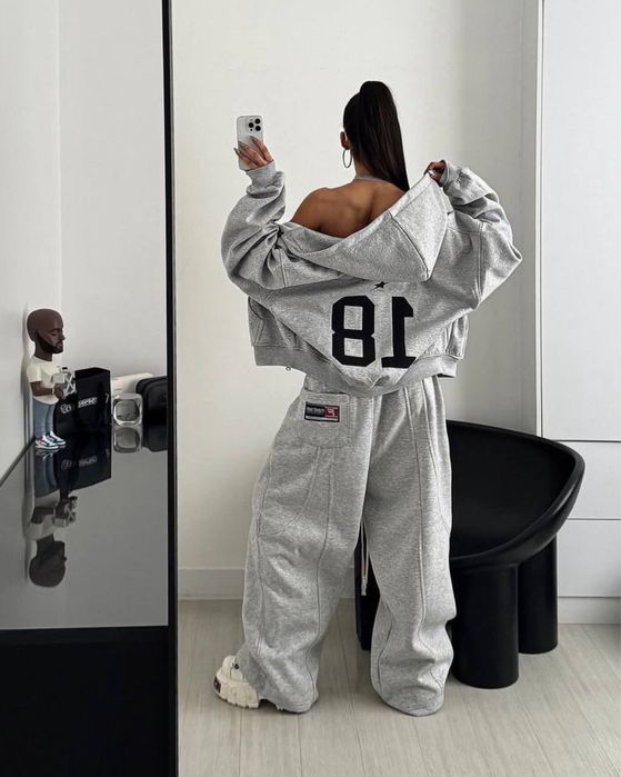 Спортивний oversize костюм/ жіночий меланж костюм з худі та штанами
