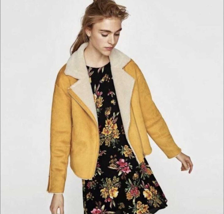 Жіноча яскрава коротка дублянка