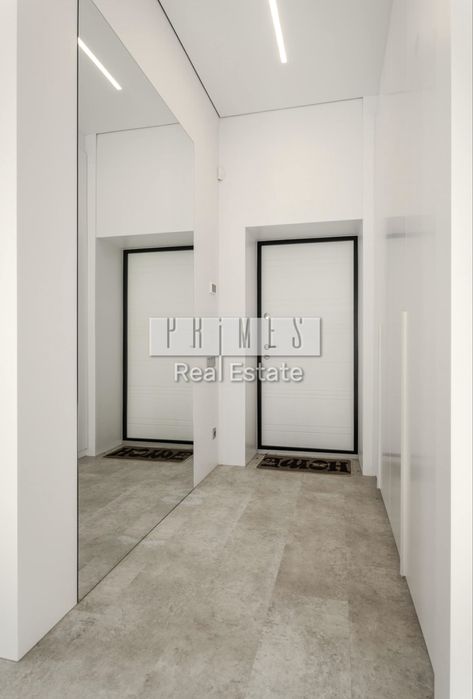 Будинок з топовою ділянкою в Лісниках