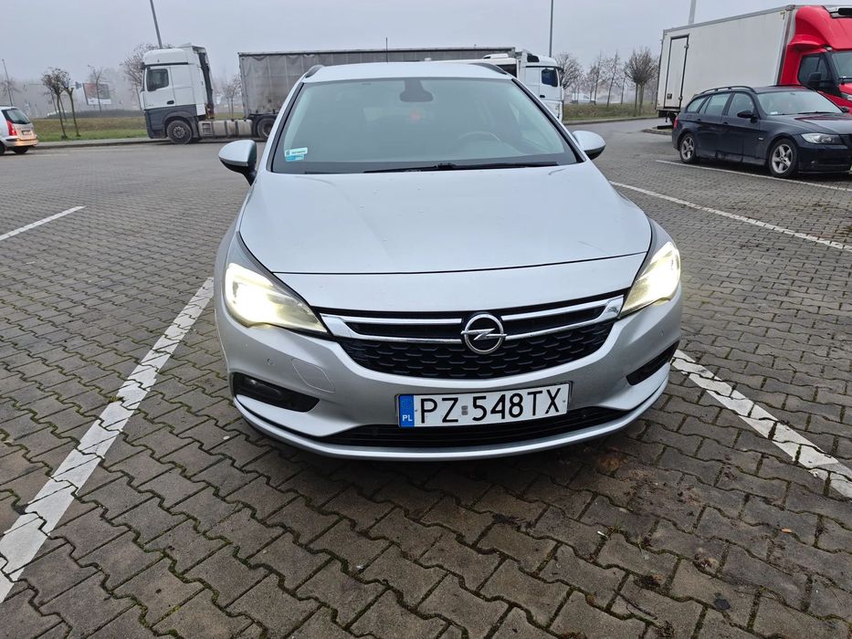 Opel Astra Opel Astra K kombi 1.6 CDTI automat. Salon Polska. Stan idealny