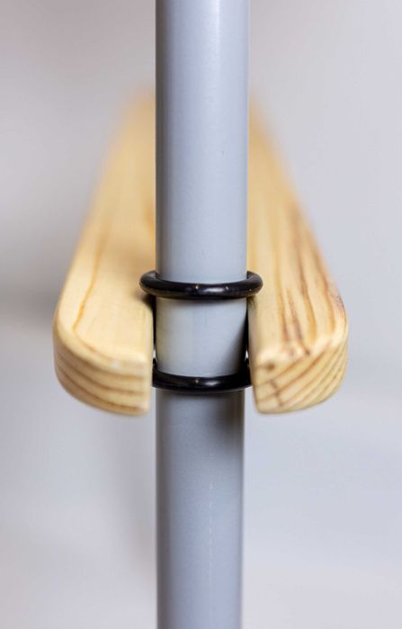 POUSA PÉS – PINHO – PARA A CADEIRA DE CRIANÇA ANTILOP DO IKEA