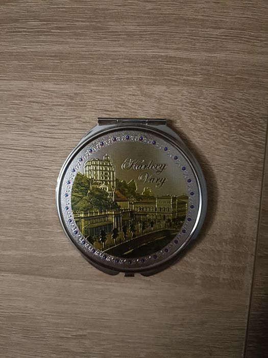 Lusterko metalowe Karlovy Vary nowe