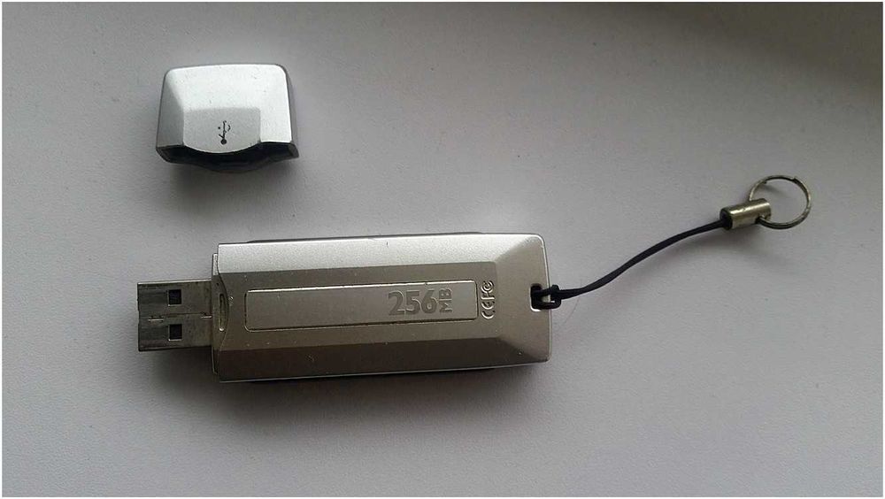 Pendrive Kingston Data Traveler II 256MB USB Retro Vintage Unikat 2000