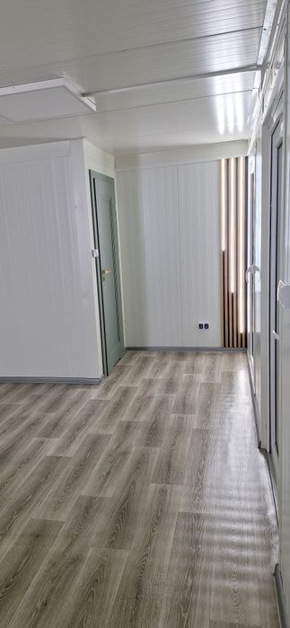 Pawilon biurowo-handlowy WC kontener mieszkalny sklep magazyn socjalny
