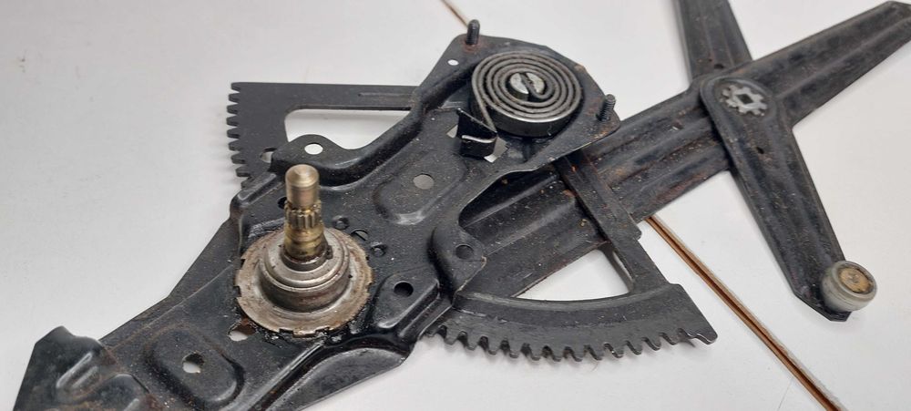 Peugeot 205 Elevador Vidro 3 Portas Lado Pendura DIREITO