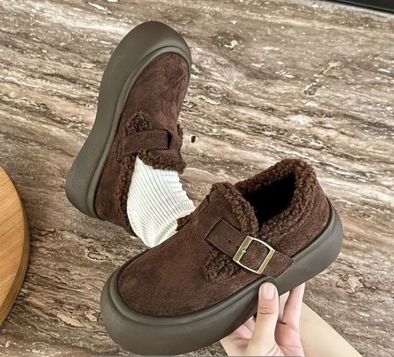 Жіноче взуття, 35 розмір