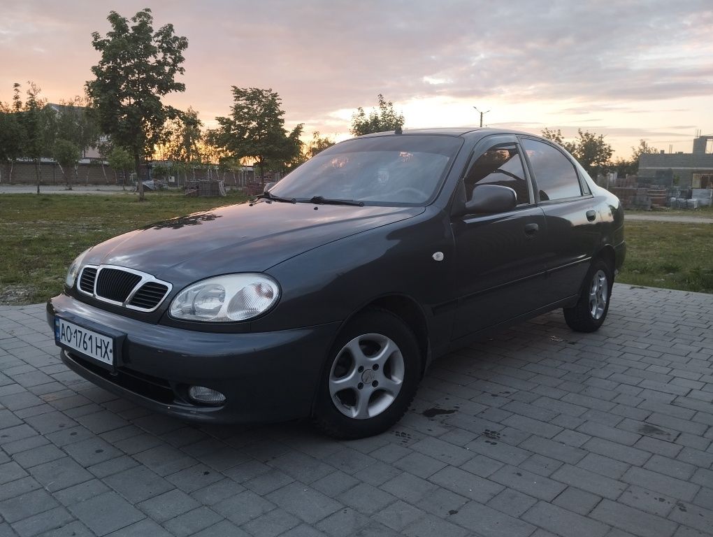 Daewoo 2013 рік газ/бензин