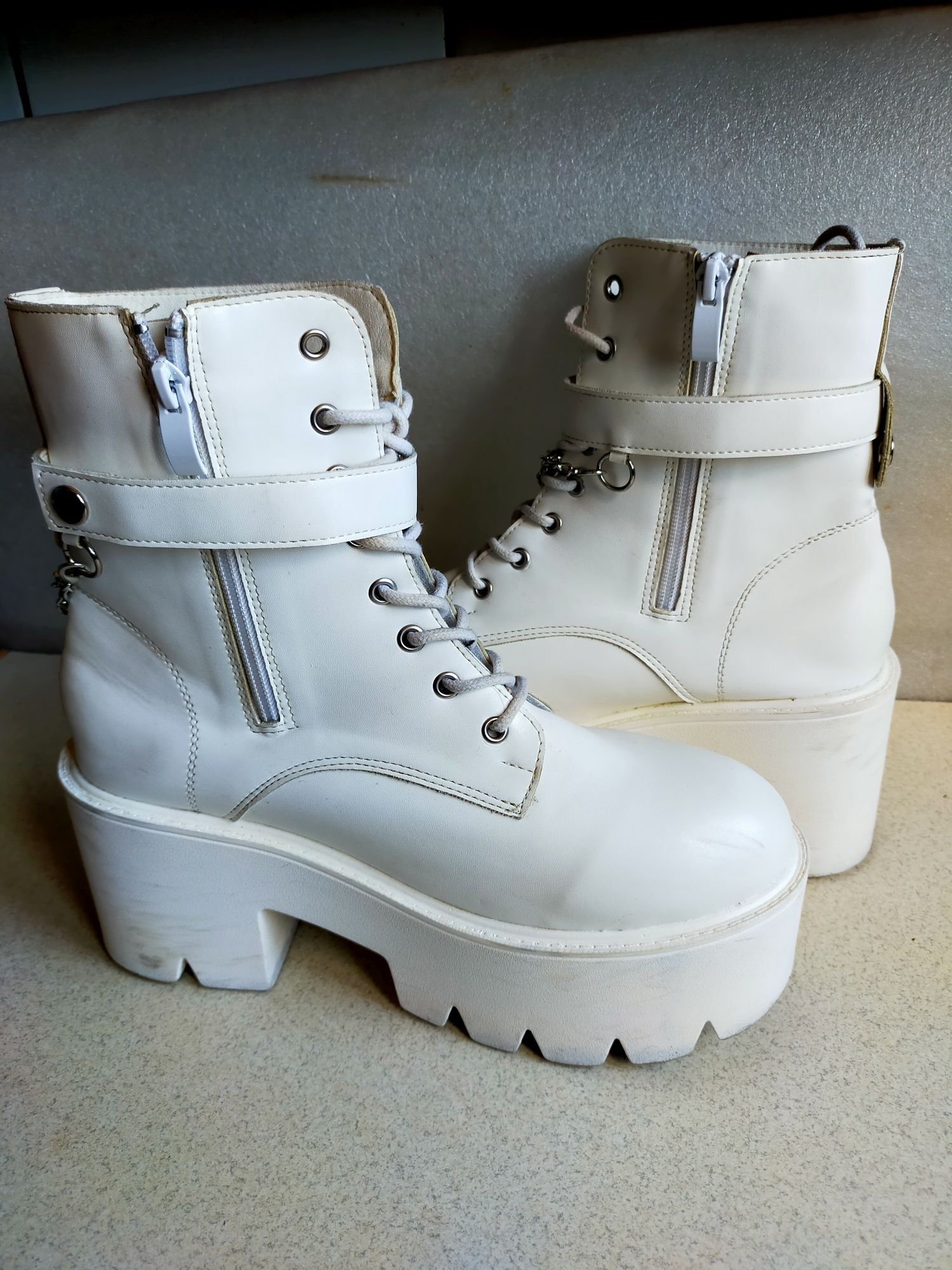 Buty Workery botki kozaki na platformie 39
