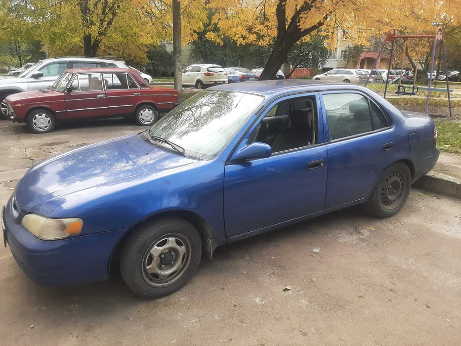 Тойота корола 2000р.в