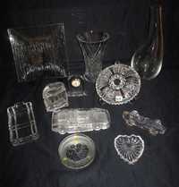 Conjunto de peças em vidro lapidado e cristal Jarras Prato
