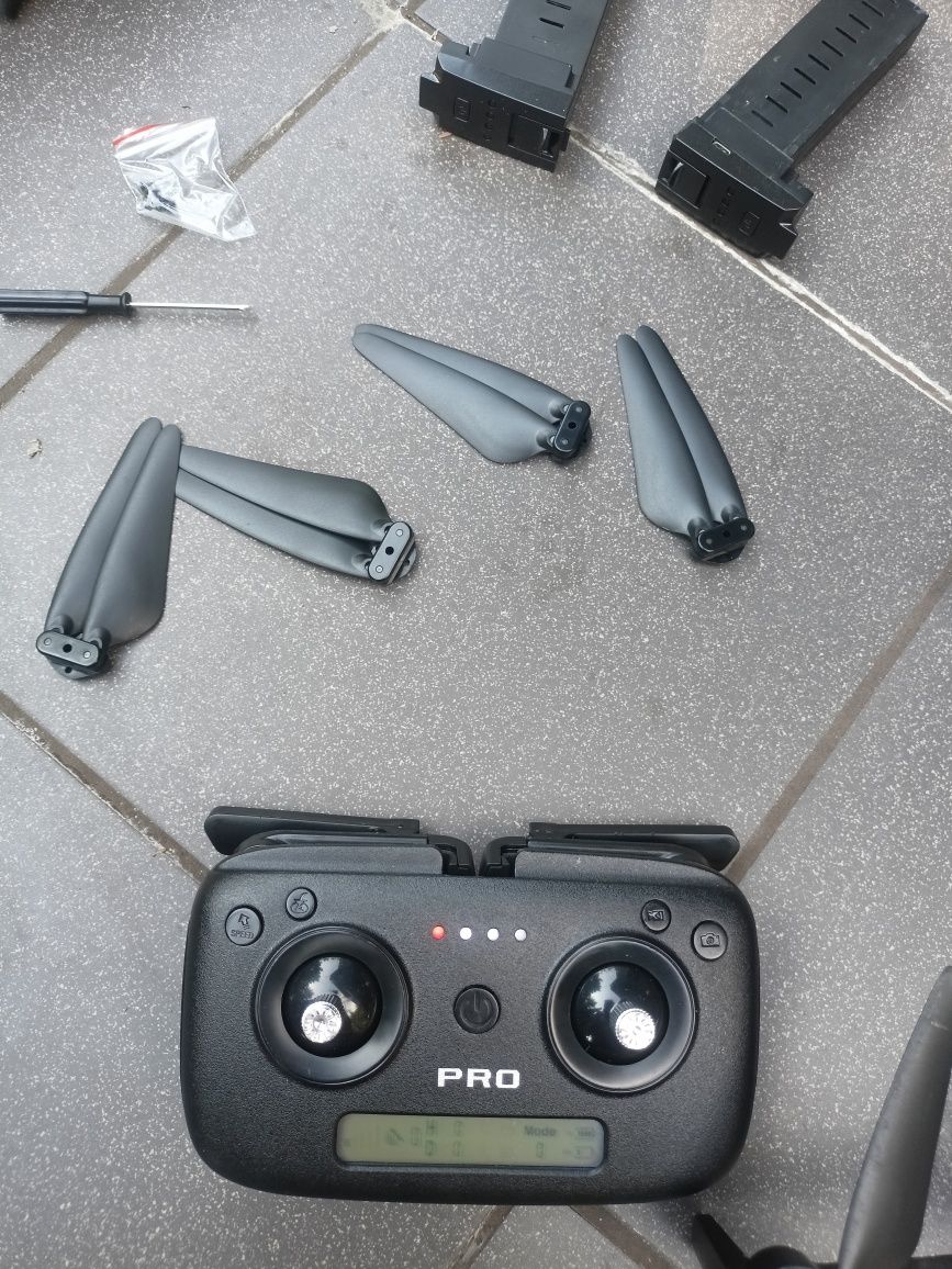 Dron beast pro SG 906