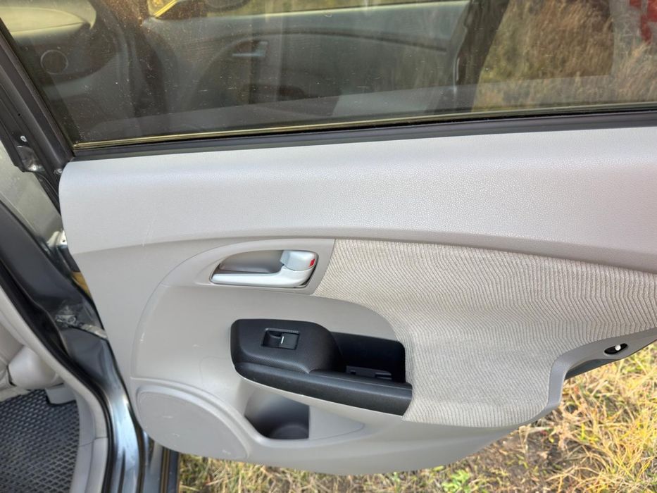 Honda insight гібрид