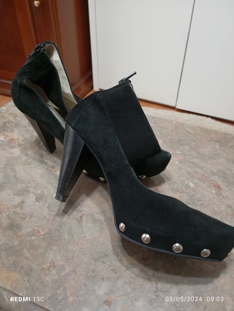 Sapatos pretos de camurça 37, sandálias 36