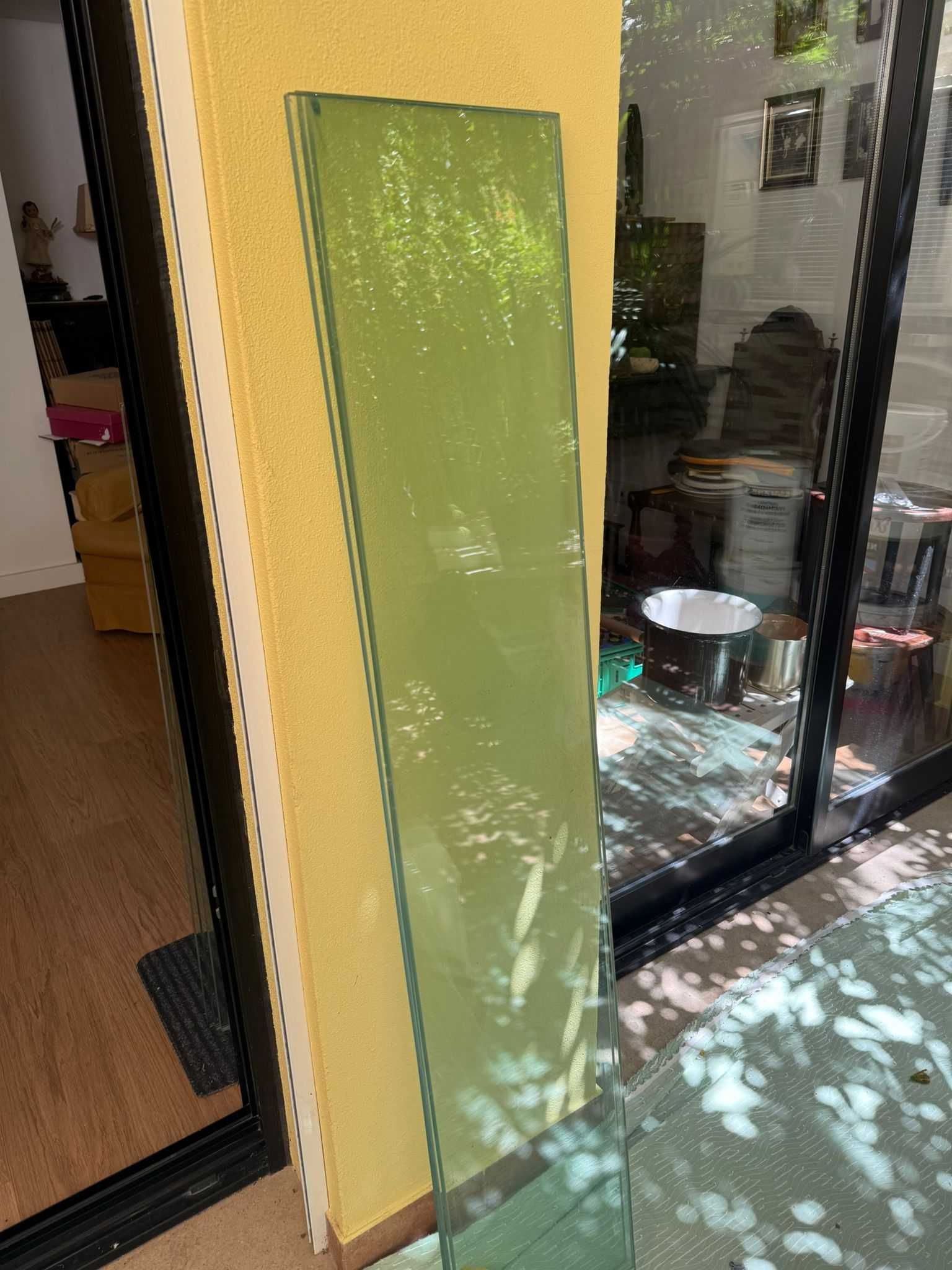 Estantes de Vidros + Espelho GRÁTIS / Glass Shelves + FREE Mirror