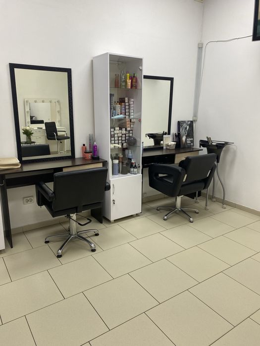 Оренда робочого місця для перукаря