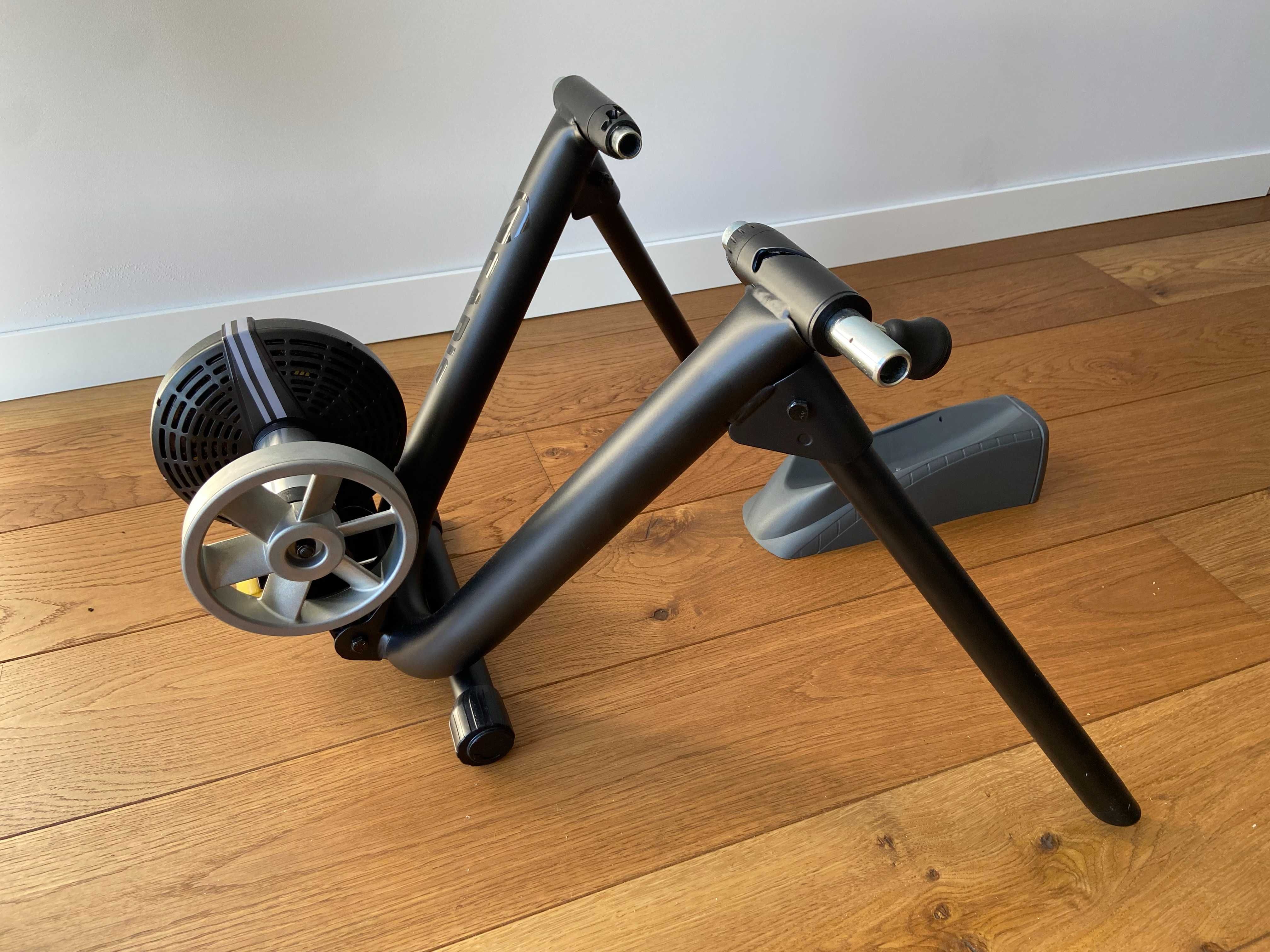 Trenażer interaktywny Saris M2 Smart Trainer