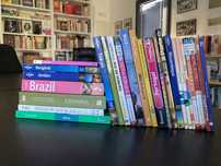 Livros viagem Barcelona, Dubai, Paris, Bangkok, Brazil