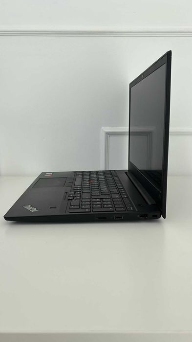 Lenovo ThinkPad E590