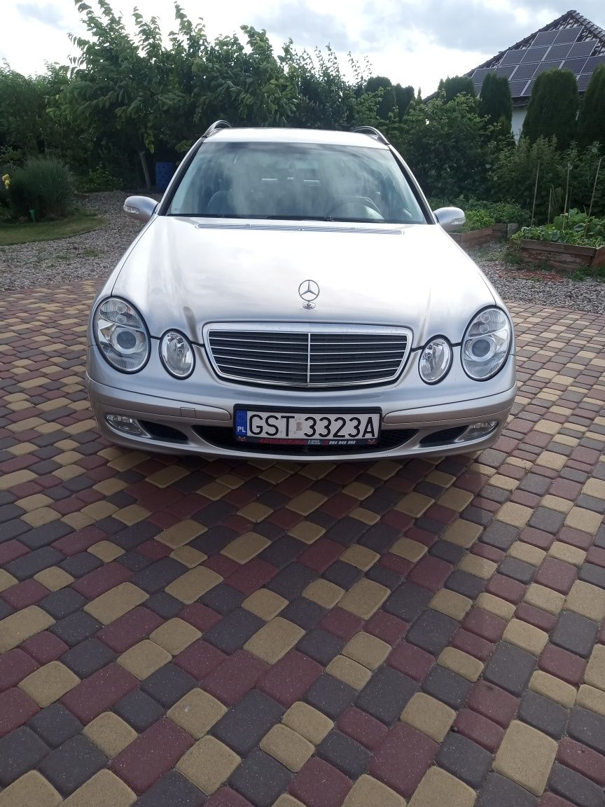 Mercedes-Benz W211 E klasa 2.2 cdi